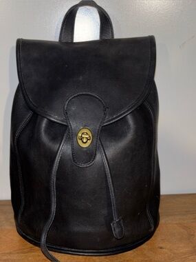 Coach 9943 large vintage Black Leather Backpack with Brass Turn-Lock